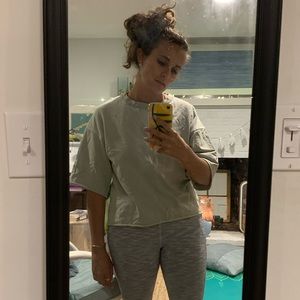 Short sleeve sweatshirt